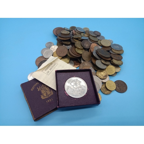 553 - A Quantity of Worldwide Coins