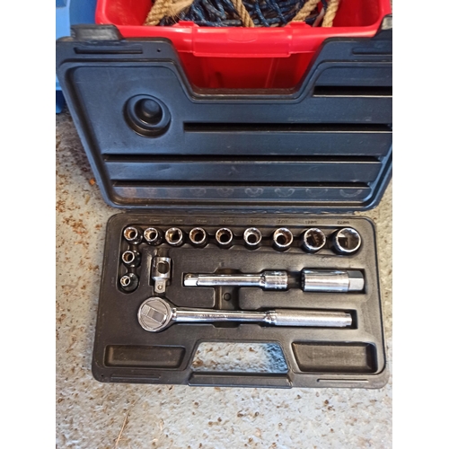 80 - Stanley Socket Set, Mixed Tools, 2 Carry Trays, Box of Ropes, Cord and Bungee Straps