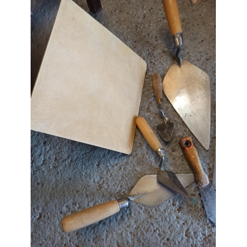 83 - Brickie and Plasterers Trowels, Hawk and Putty Knife