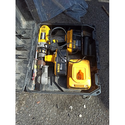 96 - A Dewalt 18 Volt Cordless Drill with 2 x Batteries