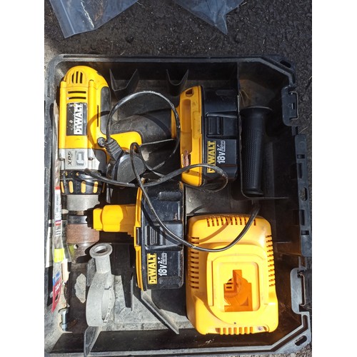 96 - A Dewalt 18 Volt Cordless Drill with 2 x Batteries