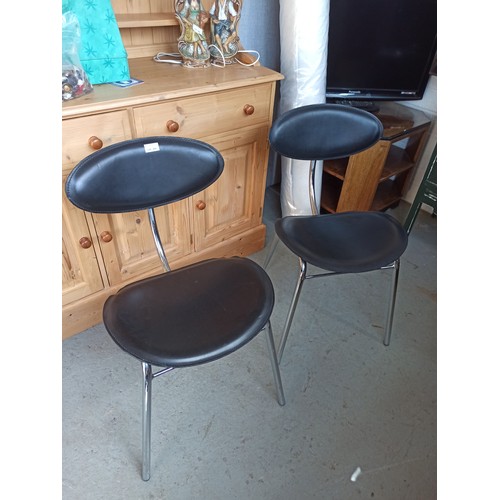 350 - 2 x Designer Leather and Chrome Arrben of Italy Chairs