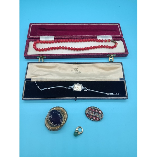 499 - A Quantity of Vintage Jewellery inc. Solec Dress Watch, Agate Necklace, Amethyst Brooch etc.