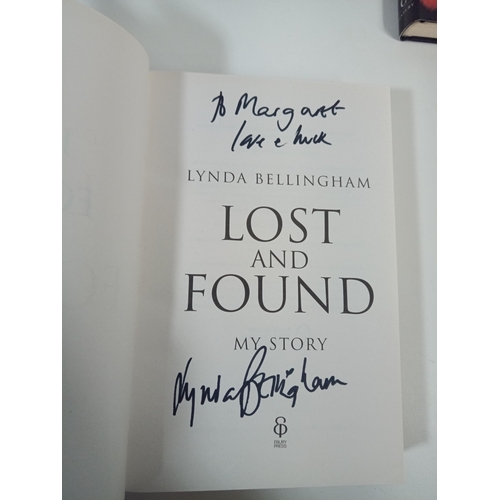 604 - 5 x Signed Books - Chris Ryan, Max Hastings, Tom O'Connor, Lionel Scott, Lynda Bellingham