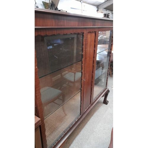 7 - An Edwardian Mahogany Display Cabinet with 2 Shelves and Key approx. 134 Length, 38cm Deep and 138cm... 
