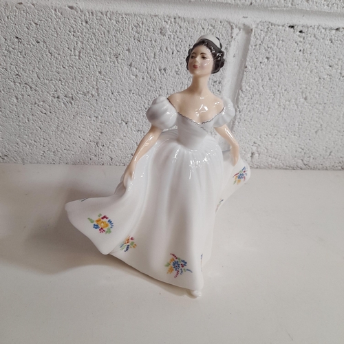 69 - Royal Doulton - Hilary 1966 HN2335, Kate 1977 HN2789, Sweet Seventeen HN2734 19745, Margaret 1981 HN... 