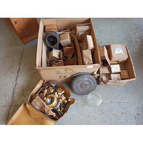 952 - Paraffin Heater and Hurrican Lamp Spares