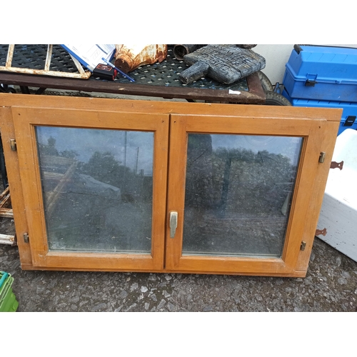 923 - Double Glazed Wooden Framed Window Unit 106cm x 62cm