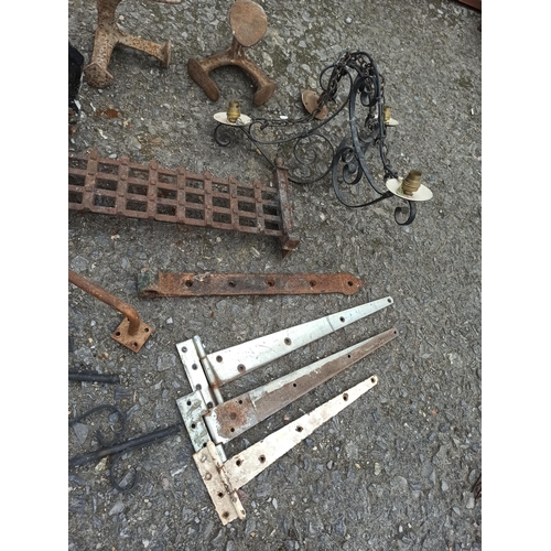 920 - A Selection of Metal Items, Fire Grate, Vintage Shoe Lasts, Hanging Light, Brackets and Wall Sconce