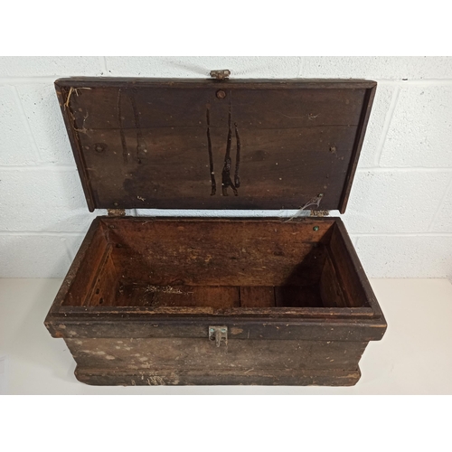 955 - A Wooden Crate 31cm x 71cm x 34cm