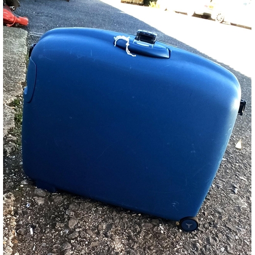 957 - Samsonite Blue Hardcore Suitcase on Wheels with Code Lock 80cm x 62cm x 30cm