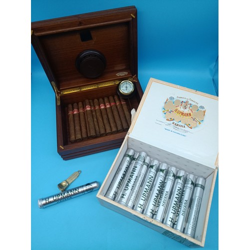 23B - A Savinelli Cigar Humidor with loose 12 x Partagas Havana Cigars and 11 x H Upman Corona Major Cigar...