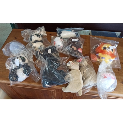 1039 - 12 x Beanie Bears