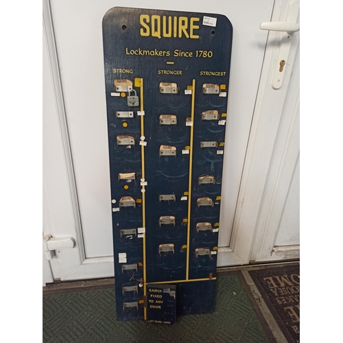 1012 - Squire Lock Display Stand