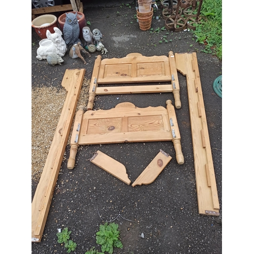 1029 - A Single Pine Bed Frame ( No Base)