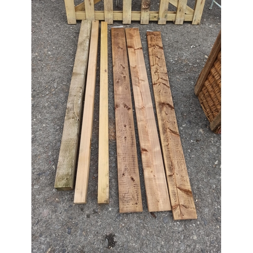 190 - Fencing Timber 3 x 15cm x 2 cm x 183cm, 2 x 7cm x 7cm x 180cm, 2 x Fence and Gate Sections and 1 x 1... 