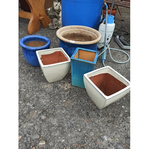 230 - 2 x Round Blue Glazed Pots, 2 Matching Square Glazed Pots and 1 Other Square Glazed Pot