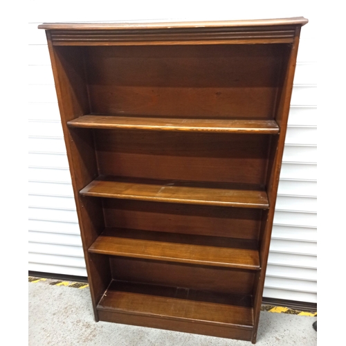 919 - 4 Shelf Bookcase with Adjustable Shelves