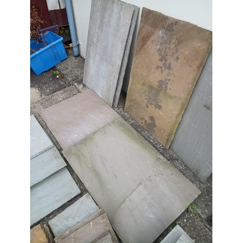 275 - Approx 75 SQ Mtrs  of Patio Stones - Slate/ Sandstone 6 x 90cm x 60cm, 8 x 55cm x 55cm, 15 x 29cm x ... 