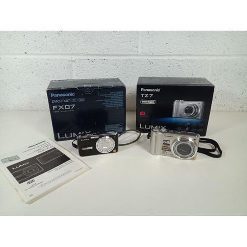 550 - A Collection of 5 x Vintage Cameras - Kodak Bellows Sterling II, Kodak Instamatic 155 -x, Ilford Spo... 