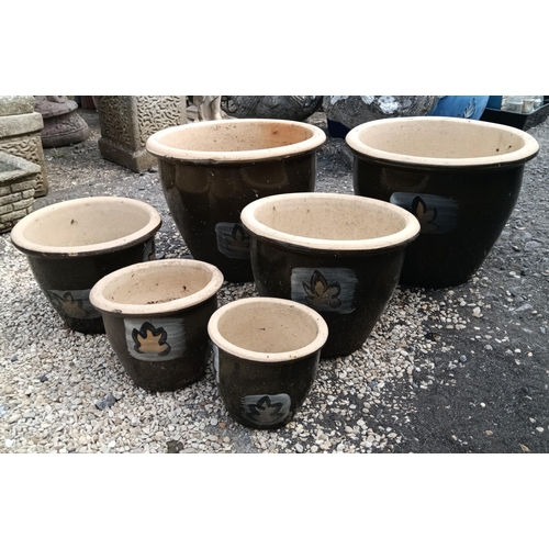 295 - A Set of 7 x Matching Glazed Garden Pots ( 1 not pictured)