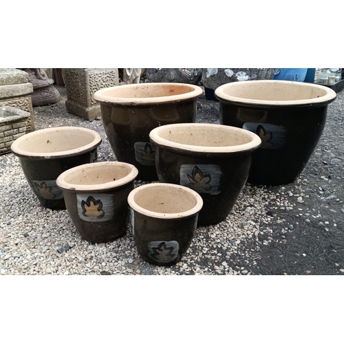 295 - A Set of 7 x Matching Glazed Garden Pots ( 1 not pictured)