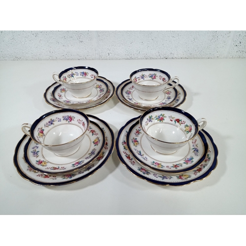 533 - 4 x Triages of Grosvenor China 