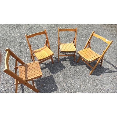 296 - Matching Folding Hardwood Garden Chairs x 4