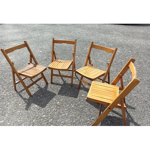 296 - Matching Folding Hardwood Garden Chairs x 4