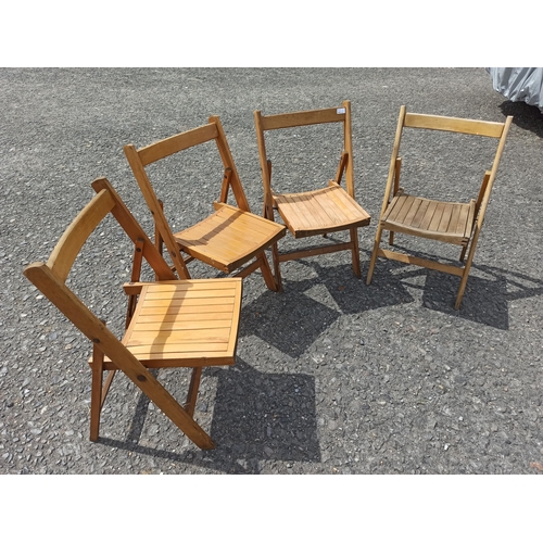 297 - Matching Folding Hardwood Garden Chairs x 4