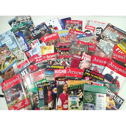 1073 - A Large Collection of Arsenal FC Programs and others