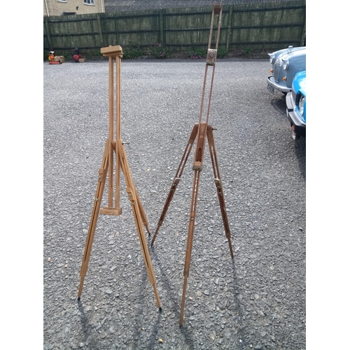 1014 - 2 x Artists Easels