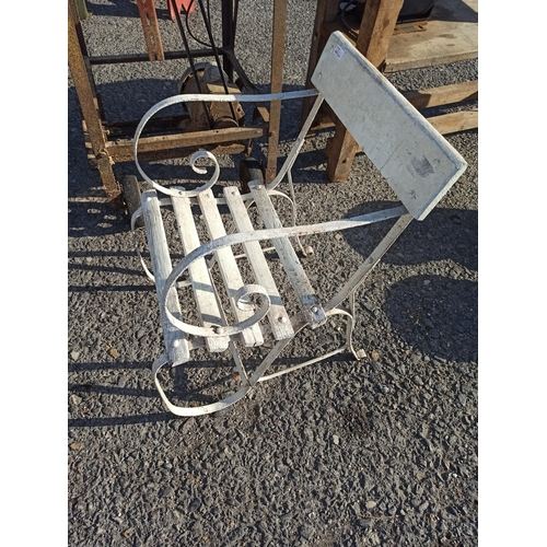 241 - White Metal Framed Single Garde Seat