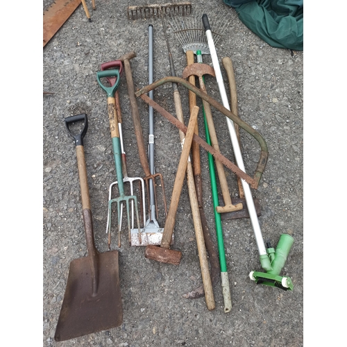 214 - Selection of Gardening Tools in Plastic Dustbin