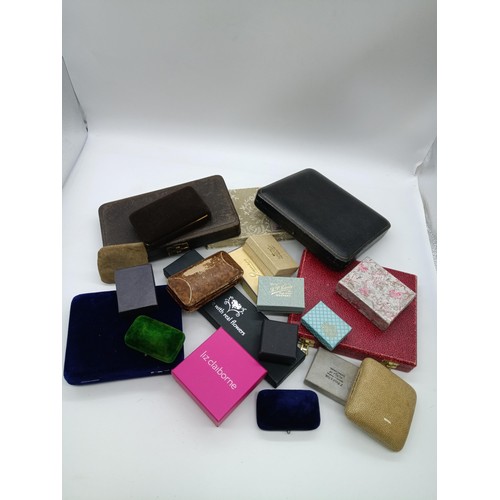 875b - A Selection of Jewellery Boxes