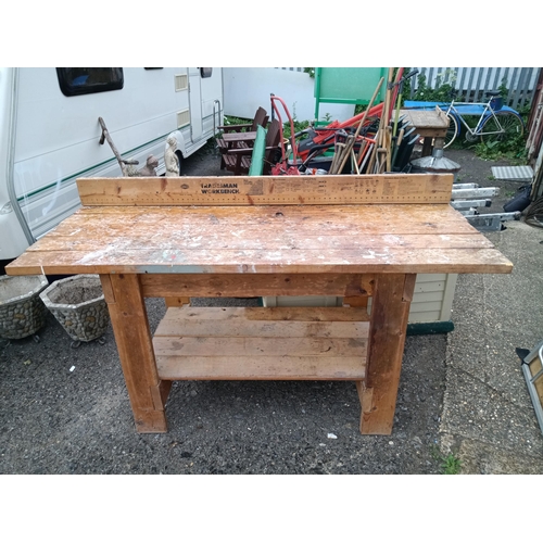 63B - An Irving Tradesman Workbench 180 x 88 x 70cm ( some evidence of woodworm in one corner as pictured)