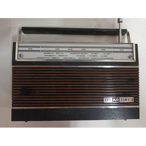 323 - Kurer FM Marine De Luxe Radio and ITT KB Tiny 3 MW Radio