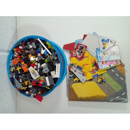 667 - A Tin of Lego