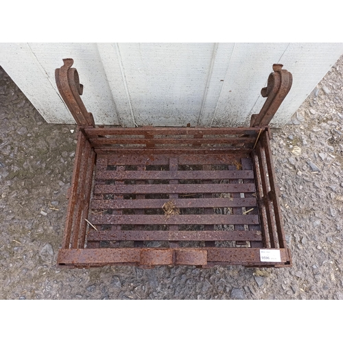 109 - Fire Grate - Free Standing 38cm H x 50cm W x 45cm D