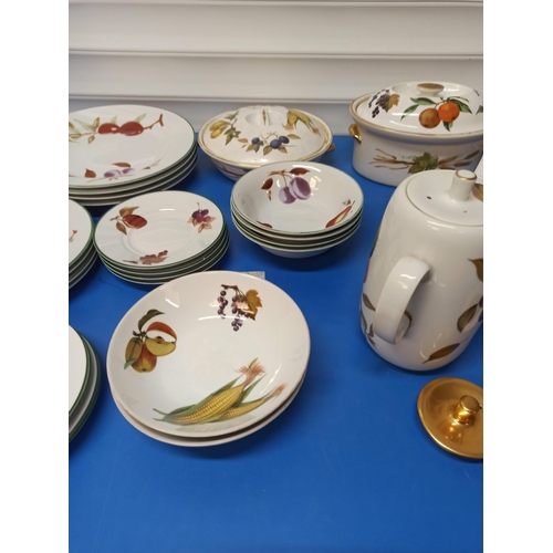 601 - Large Quantity of Royal Worcester - Mixed Designs Approx. 50 Pieces