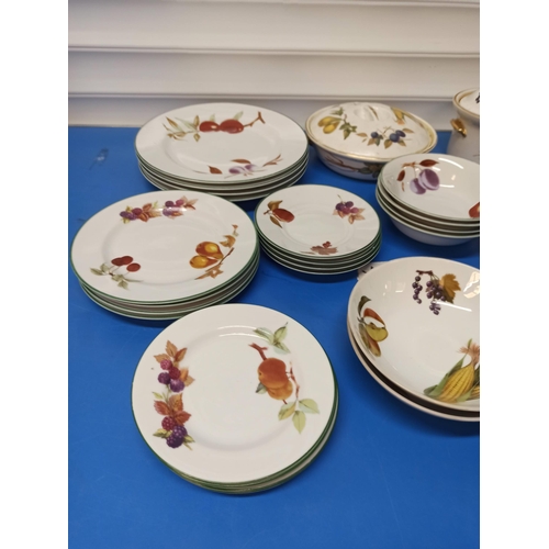 601 - Large Quantity of Royal Worcester - Mixed Designs Approx. 50 Pieces