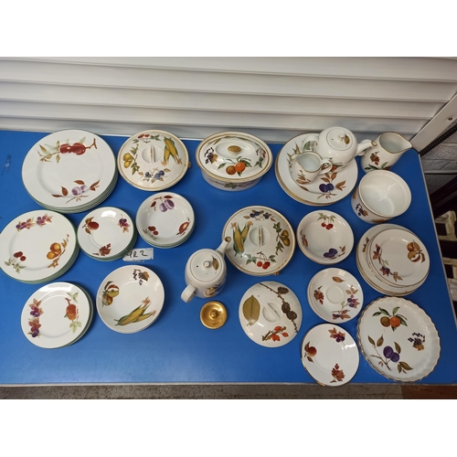 601 - Large Quantity of Royal Worcester - Mixed Designs Approx. 50 Pieces