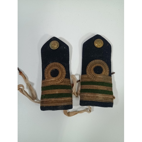 569 - Royal Canadian Airforce Flight Sergeants Stripes and Lieutenant Commander Epaulettes