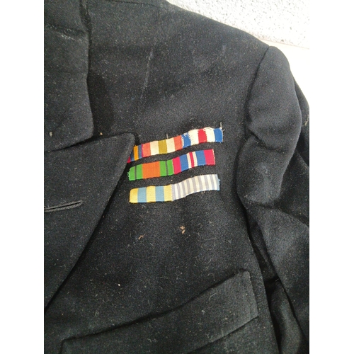 581 - A WWII Royal Navy Commanders Dress Uniform