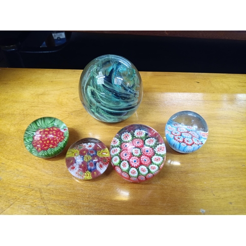 611 - 5 x Various Sized Paperweights inc. Milfori and Dump