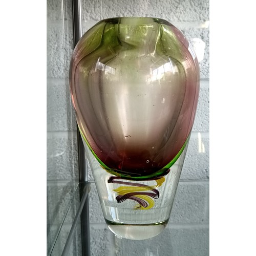 372 - A Very Heavy Murano Glass Vase 25cm Tall