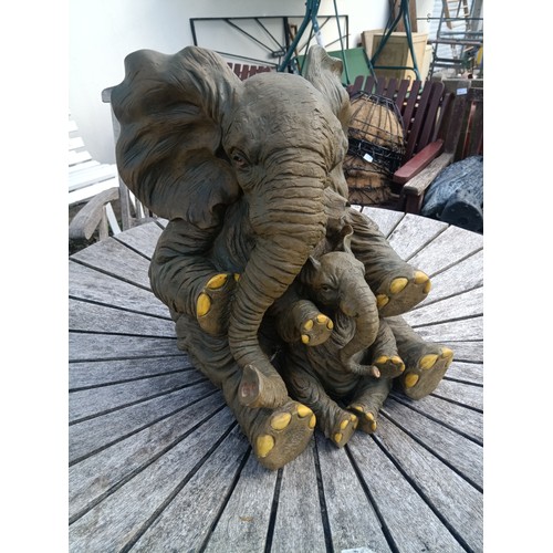 60 - A Mother and Baby Elephant Ornament - 40cm