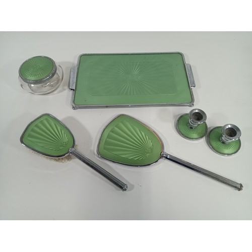 609B - Enamelled Dressing Table Set