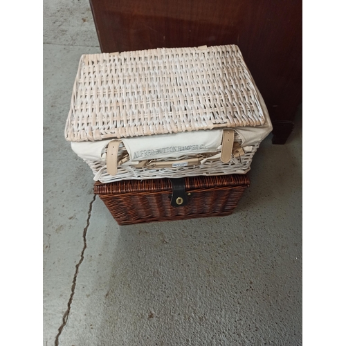 297 - 2 x Wicker Hamper Baskets