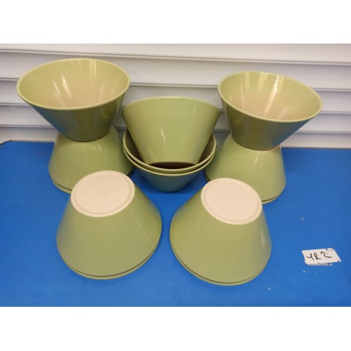 814 - 13 x Green Bowls